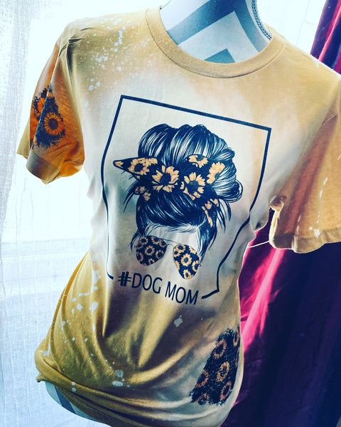 Dog Mom Tee